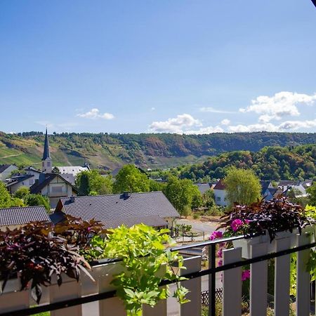 Апартаменты Ferienweingut Juergen Beth Креф Экстерьер фото